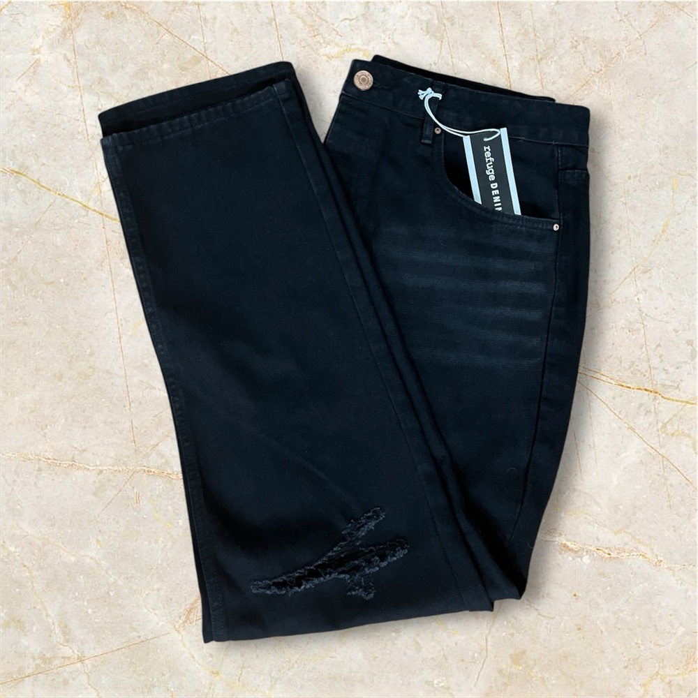 NWT Refuge| 90s High Rise Jeans - Picture 3 of 5